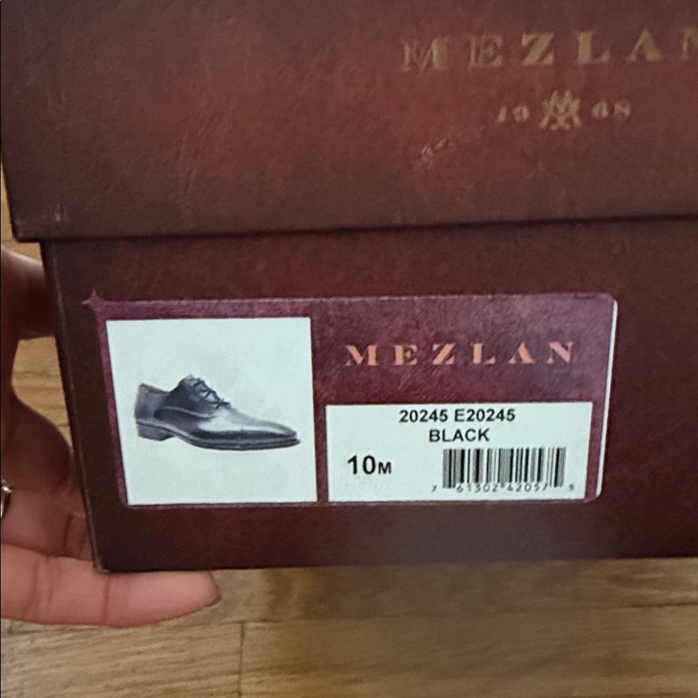 Mezlan Black Leather Oxfords - Picture 7 of 7